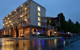 Hotel Russia